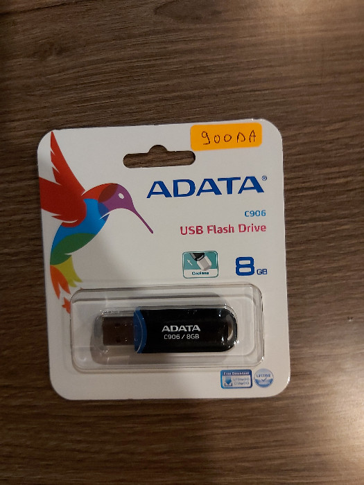 Clé USB - ADATA - 8GB - 900DA